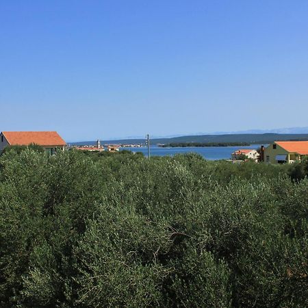 Apartments With A Parking Space Kraj, Pasman - 8213 Tkon Exterior photo