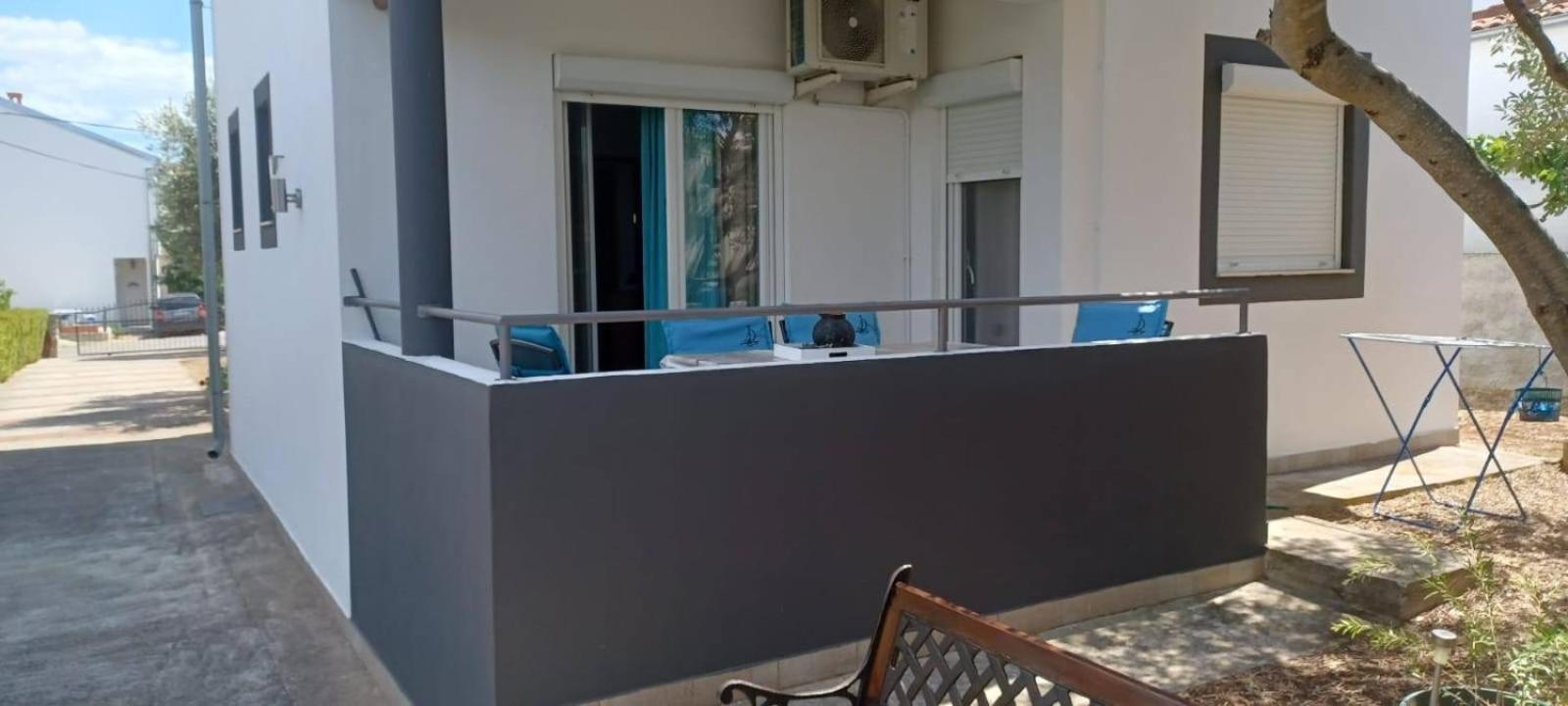 Apartments With A Parking Space Kraj, Pasman - 8213 Tkon Exterior photo