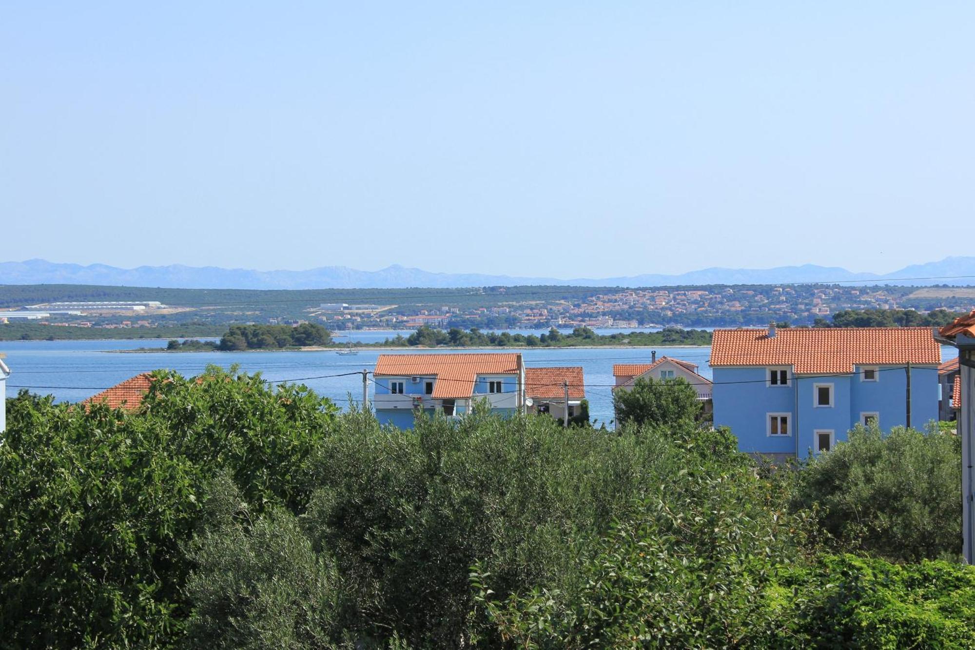 Apartments With A Parking Space Kraj, Pasman - 8213 Tkon Exterior photo
